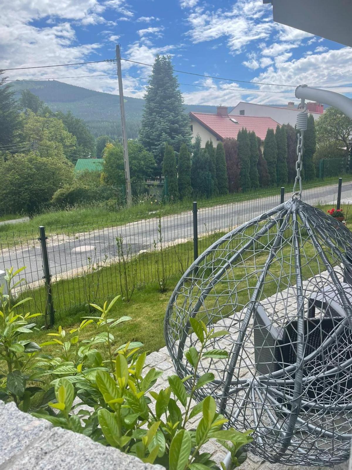 Z Widokiem Apartamenty - Apartamenty Z Widokiem Na Gory I Zewnetrzna Balia Szklarska Poręba Exterior foto